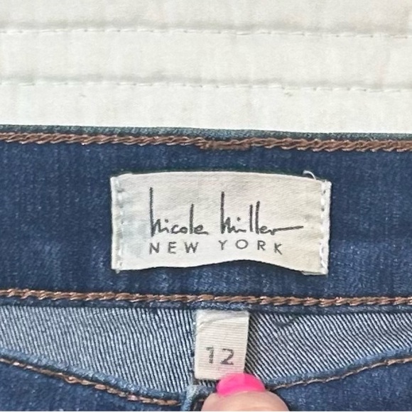 Nicole Miller Jeans. SoHo High Rise Skinny. Button Fly. Size 12. - Picture 3 of 6